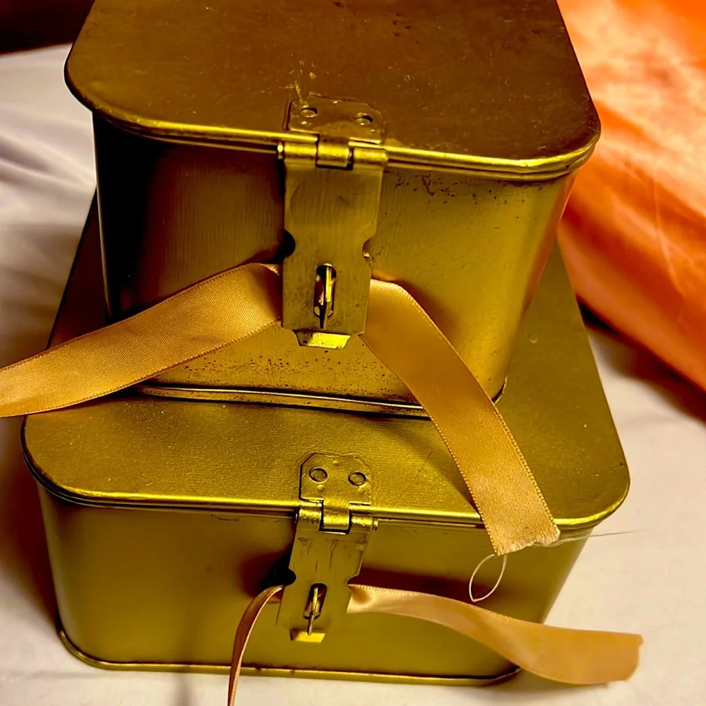 New decorative ❤️🛍️- keepsake three sizes optional use locks not included